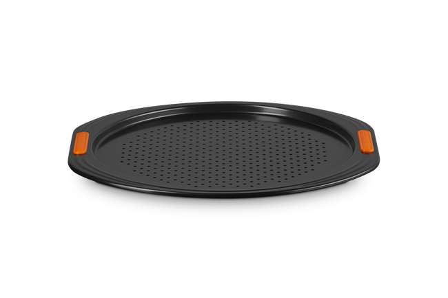 Le Creuset Metal Bakeware Pizza Pan 33cm image number 3