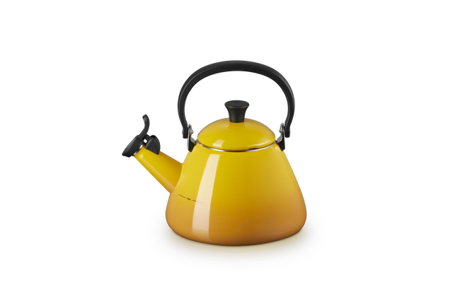 Le Creuset Kone Kettle with Phenolic Knob 1.6L image number 1