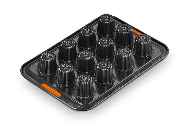 Le Creuset Metal Bakeware 12 Cup Canele Tray image number 6