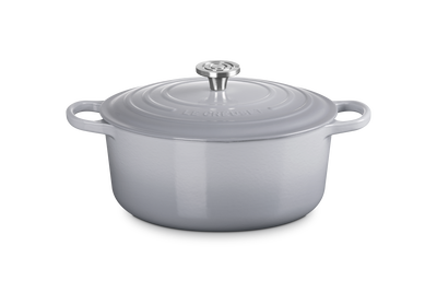 Le Creuset Cast Iron Signature Round Casserole 28cm Ch&acirc;teau