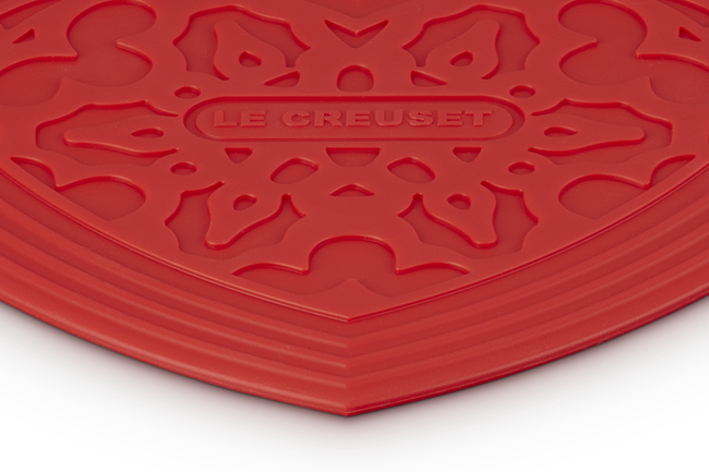 Silicone Heart Trivet CeriseCerise image number 2