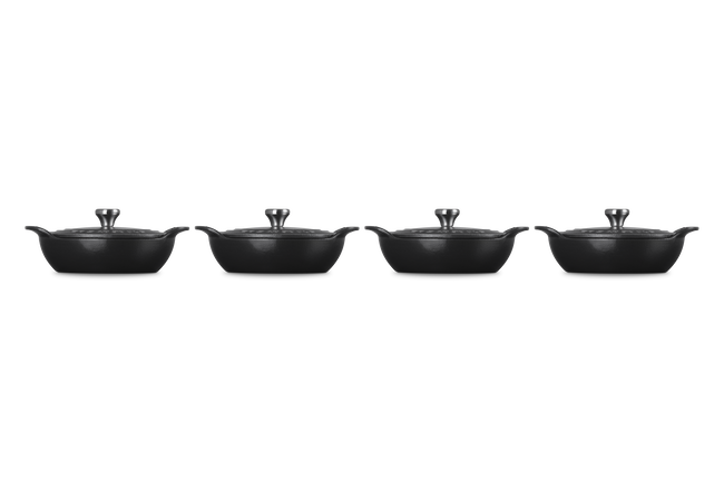 Le Creuset Cast Iron Classic Gourmet Set of 4 Mini-Braiser 13cm Matte Black image number 3