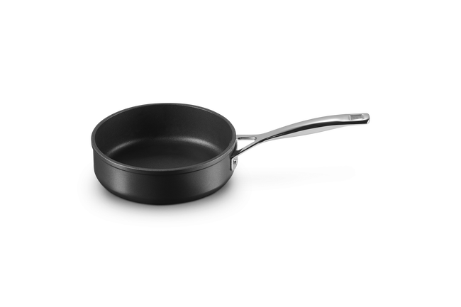 Le Creuset Toughened Non-Stick Saut&ecirc; Pan image number 2
