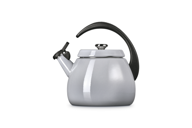 Le Creuset Cloche Kettle with Stainless Steel Knob 2.1L Ch&acirc;teauCh&acirc;teau image number 3