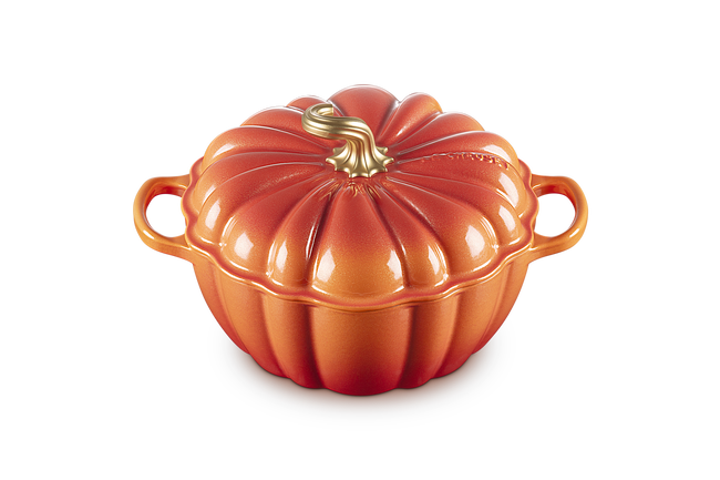 Le Creuset Cast Iron Signature Pumpkin Casserole 24cm Flamme Dor&ecirc;e image number 2