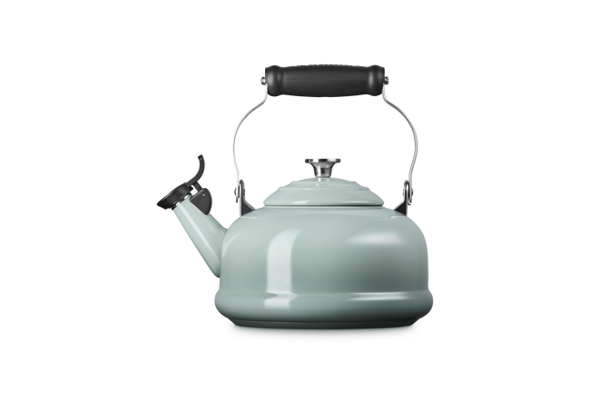 Le Creuset Stainless Steel Whistling Kettle with Crucible Knob 1.6L image number 3