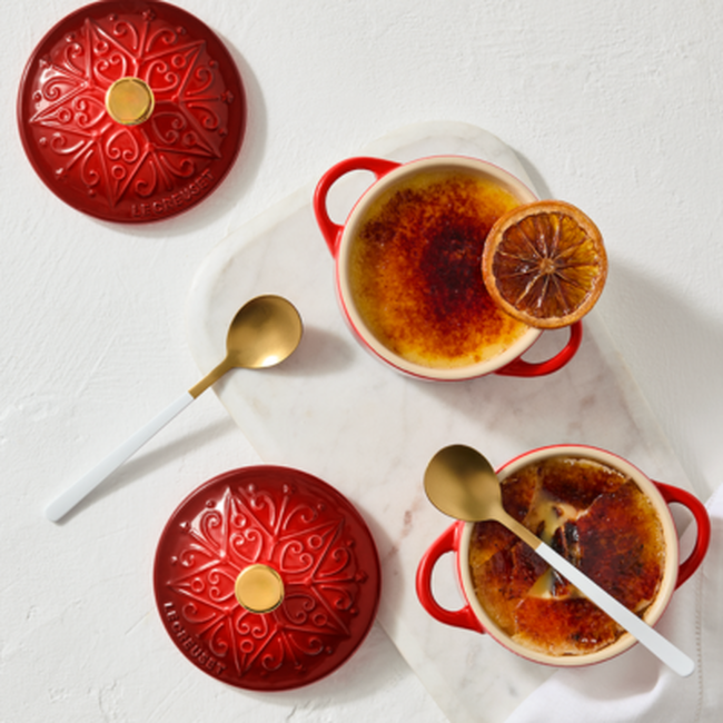 Le Creuset Stoneware Mini Cocotte 250ml L'Etoile Relief image number 1