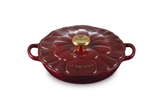 Le Creuset Cast Iron Signature Petal Shallow Casserole 26cmGarnet image number 2