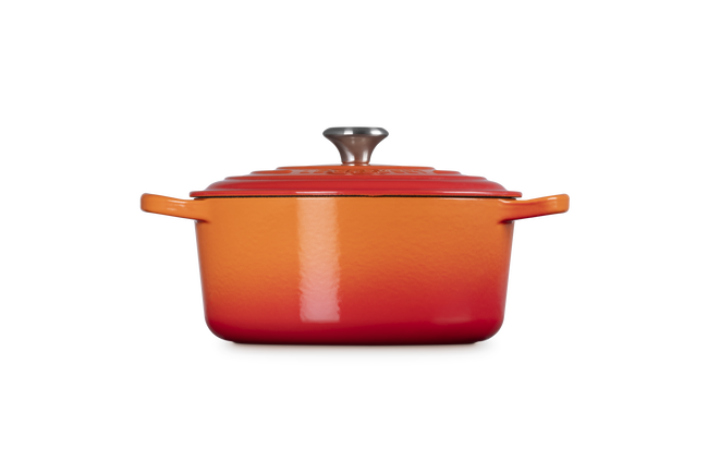 Le Creuset Cast Iron Signature Round Casserole image number 5