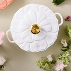 Le Creuset Cast Iron Signature Petal Soup Pot 26cm WhiteWhite image number 8