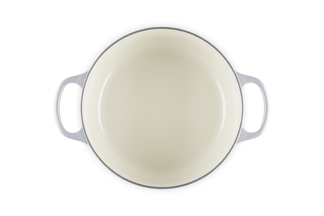 Le Creuset Cast Iron Signature Round Casserole 26cm Ch&acirc;teauCh&acirc;teau image number 4