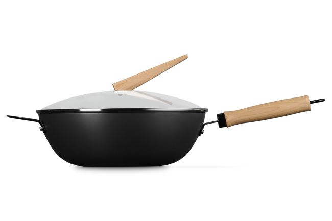 Le Creuset Carbon Steel Wok with Glass Lid & Wooden Handle 30cm image number 7
