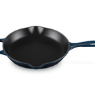 Le Creuset Cast Iron Signature Skillet 26cm NuitNuit image number 2