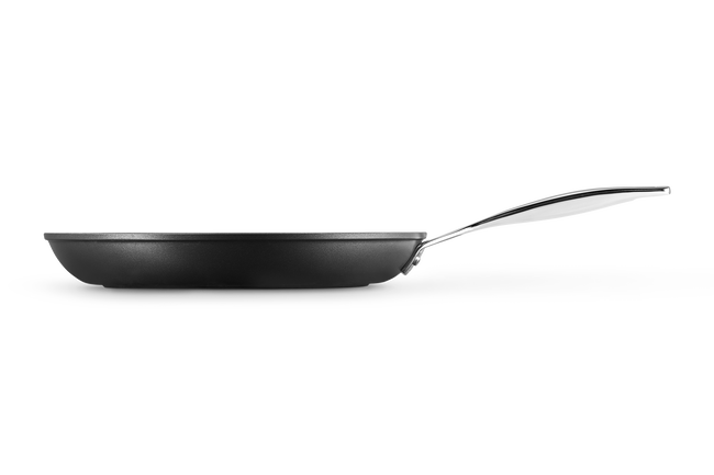 Le Creuset Toughened Non-Stick Shallow Frying Pan 30cm image number 3
