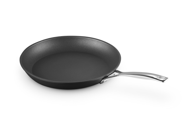Le Creuset Toughened Non-Stick Shallow Frying Pan 30cm image number 7
