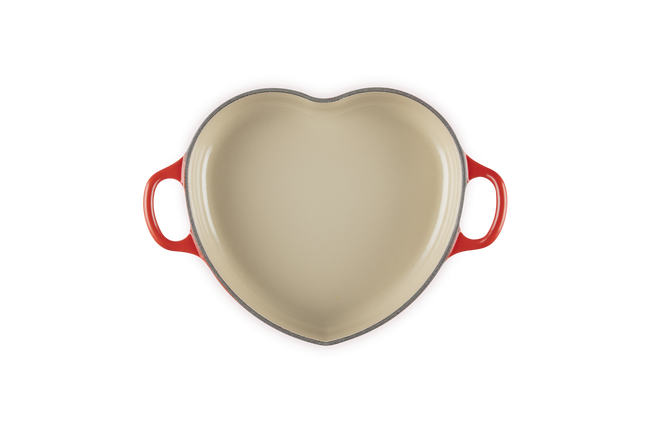 Le Creuset Cast Iron Classic Shallow Heart Casserole with Light Gold Heart Knob 20cm CeriseCerise image number 4