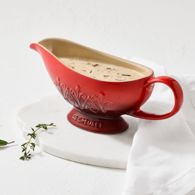 Le Creuset Stoneware Heritage Gravy Boat 460ml L'Etoile Relief image number 1