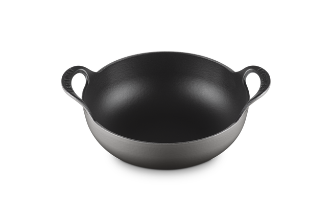 Le Creuset Cast Iron Classic Balti Dish Mist GreyMist Grey image number 2