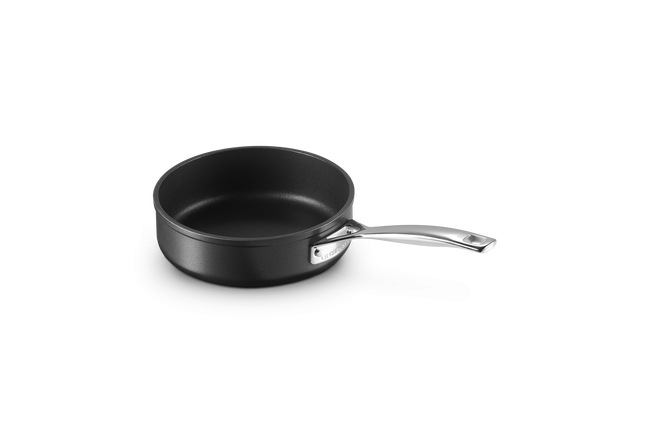 Le Creuset Toughened Non-Stick Saut&ecirc; Pan image number 6