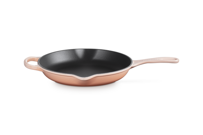 Le Creuset Cast Iron Signature Skillet image number 1