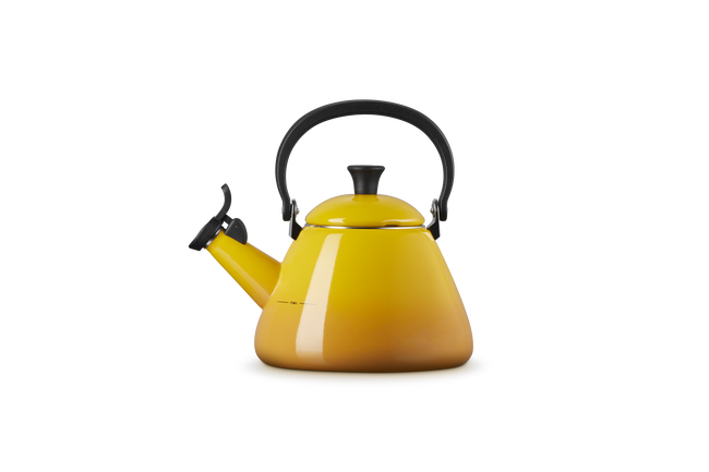Le Creuset Kone Kettle with Phenolic Knob 1.6L image number 3
