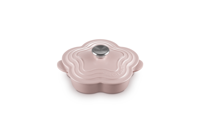 Le Creuset Cast Iron Classic Flower Dish 20cm | Le Creuset®