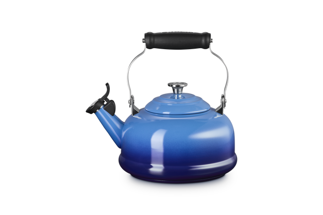 Le Creuset Stainless Steel Whistling Kettle with Crucible Knob 1.6L AzureAzure Blue image number 1