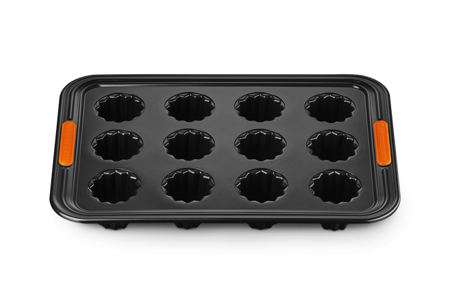 Le Creuset Metal Bakeware 12 Cup Canele Tray image number 1