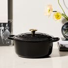 Le Creuset Cast Iron Signature Round Casserole 26cm OnyxOnyx image number 6