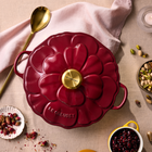 Le Creuset Cast Iron Signature Petal Shallow Casserole 26cmGarnet image number 7