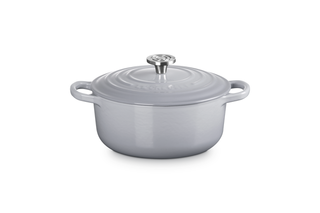 Le Creuset Cast Iron Signature Round Casserole 20cm Ch&acirc;teauCh&acirc;teau image number 1