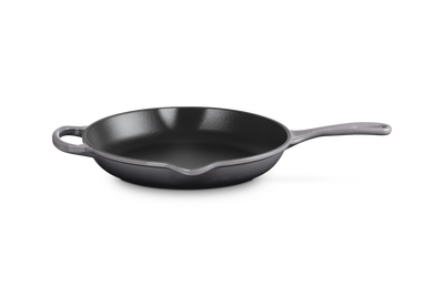 Le Creuset Cast Iron Signature Skillet
