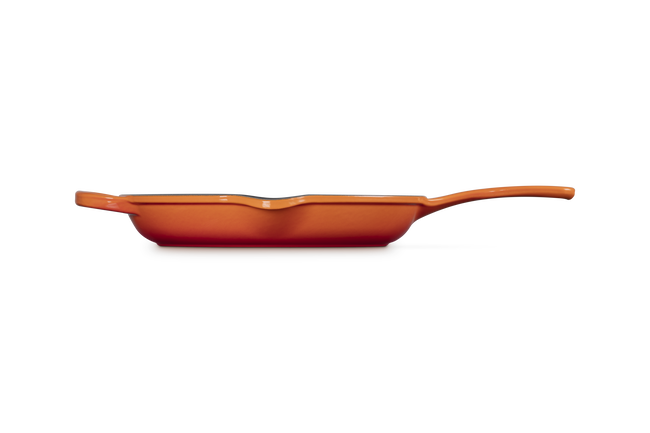 Le Creuset Cast Iron Signature Skillet 26cm FlameFlame image number 3
