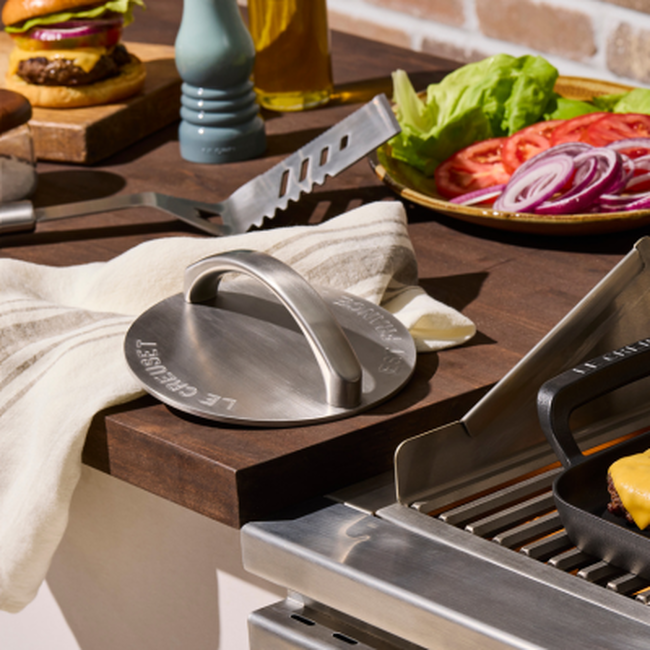 Le Creuset Stainless Steel 18cm Burger Press image number 5
