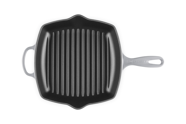 Le Creuset Cast Iron Signature Square Skillet Grill 26cm Ch&acirc;teauCh&acirc;teau image number 4