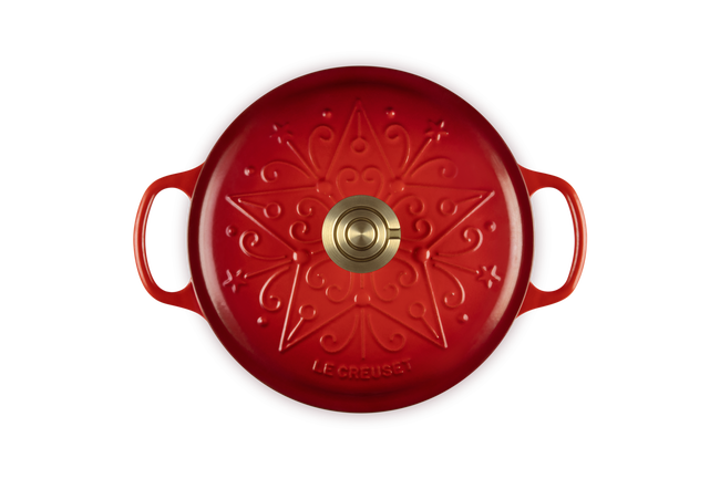 Le Creuset Signature Cast Iron Round Cocotte L'Etoile Relief 24cm CeriseCerise image number 5