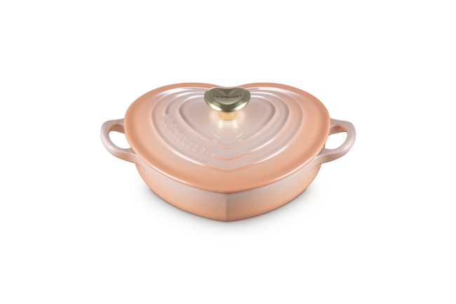 Le Creuset Cast Iron Classic Shallow Heart Casserole with Light Gold Heart Knob 20cm image number 4