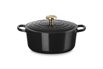Le Creuset Cast Iron Signature Round Casserole 26cm Onyx