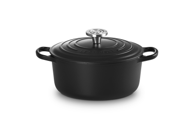 Le Creuset Cast Iron Signature Round Casserole