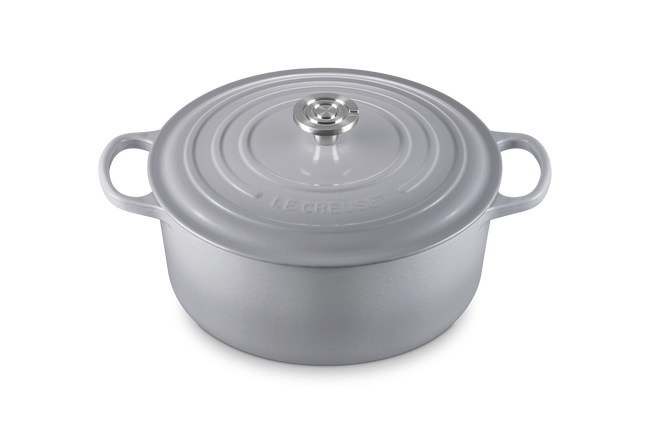 Le Creuset Cast Iron Signature Round Casserole 28cm Ch&acirc;teauCh&acirc;teau image number 2