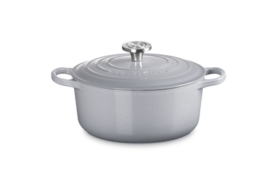 Le Creuset Cast Iron Signature Round Casserole 24cm Ch&acirc;teau