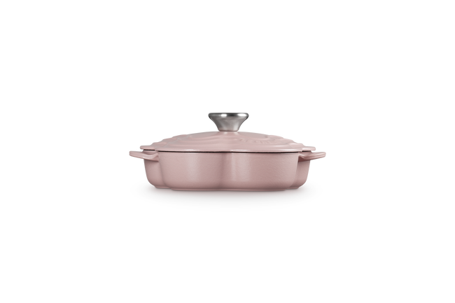 Le Creuset Cast Iron Classic Flower Dish 20cm | Le Creuset®