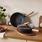 Le Creuset Carbon Steel Wok with Glass Lid & Wooden Handle 30cm image number 3