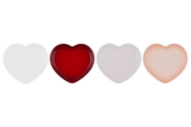 Set of 4 Heart Plates image number 5