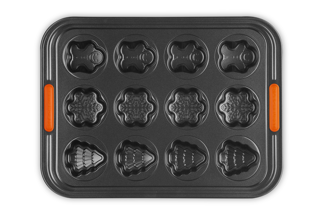 Le Creuset Metal Bakeware 12 Cup Holiday Cakelet Tray image number 3