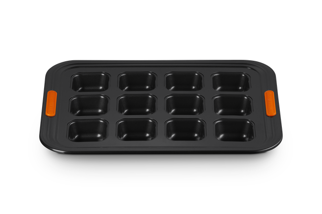 Le Creuset Metal Bakeware 12 Cup Brownie Pan image number 1