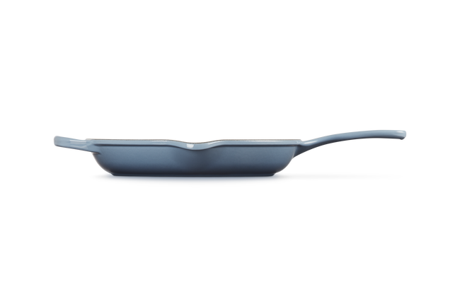 Le Creuset Cast Iron Signature Skillet 26cm ChambrayChambray image number 3