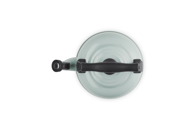 Le Creuset Traditional Kettle 2.1LSea Salt image number 4