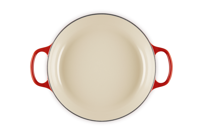 Le Creuset Signature Cast Iron Shallow Casserole L'Etoile Relief 30cm CeriseCerise image number 4