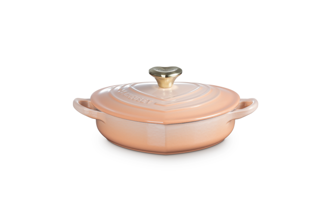 Le Creuset Cast Iron Classic Shallow Heart Casserole with Light Gold Heart Knob 20cm image number 3